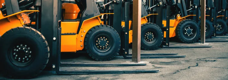 Internal Combustion Engine Trucks (Pneumatic Tires)
